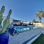 Bella Vista *